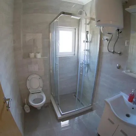Tom Apartment *